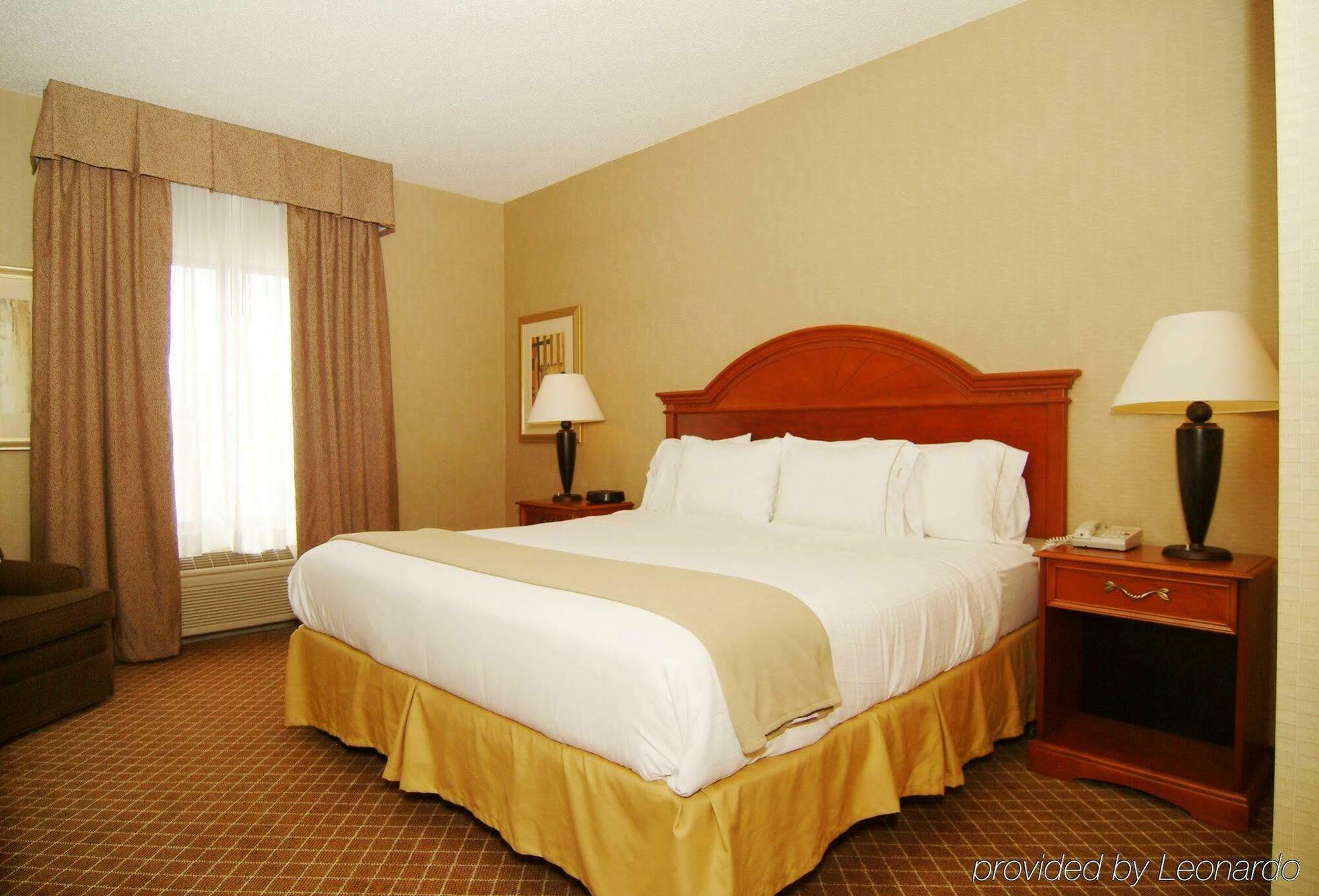 Holiday Inn Express Hotel & Suites Cedar Rapids I-380 At 33Rd Avenue, An Ihg Hotel Oda fotoğraf